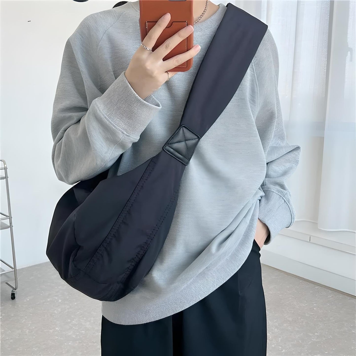 Kompaktowa torba na ramię sling bag | Funkcjonalność i styl